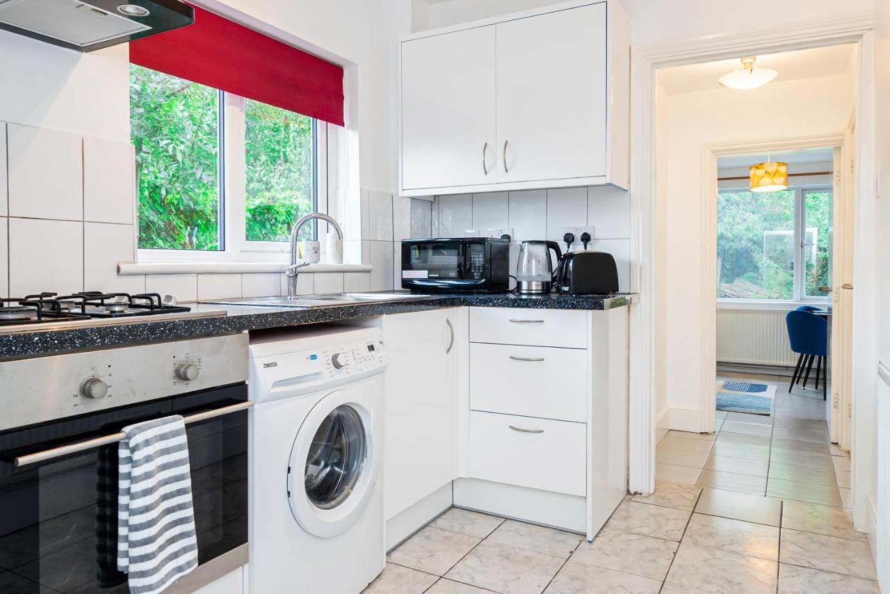 Charming 2-Bedroom Flat With A Garden And Free Parking At Abingdon Oxford Ngoại thất bức ảnh