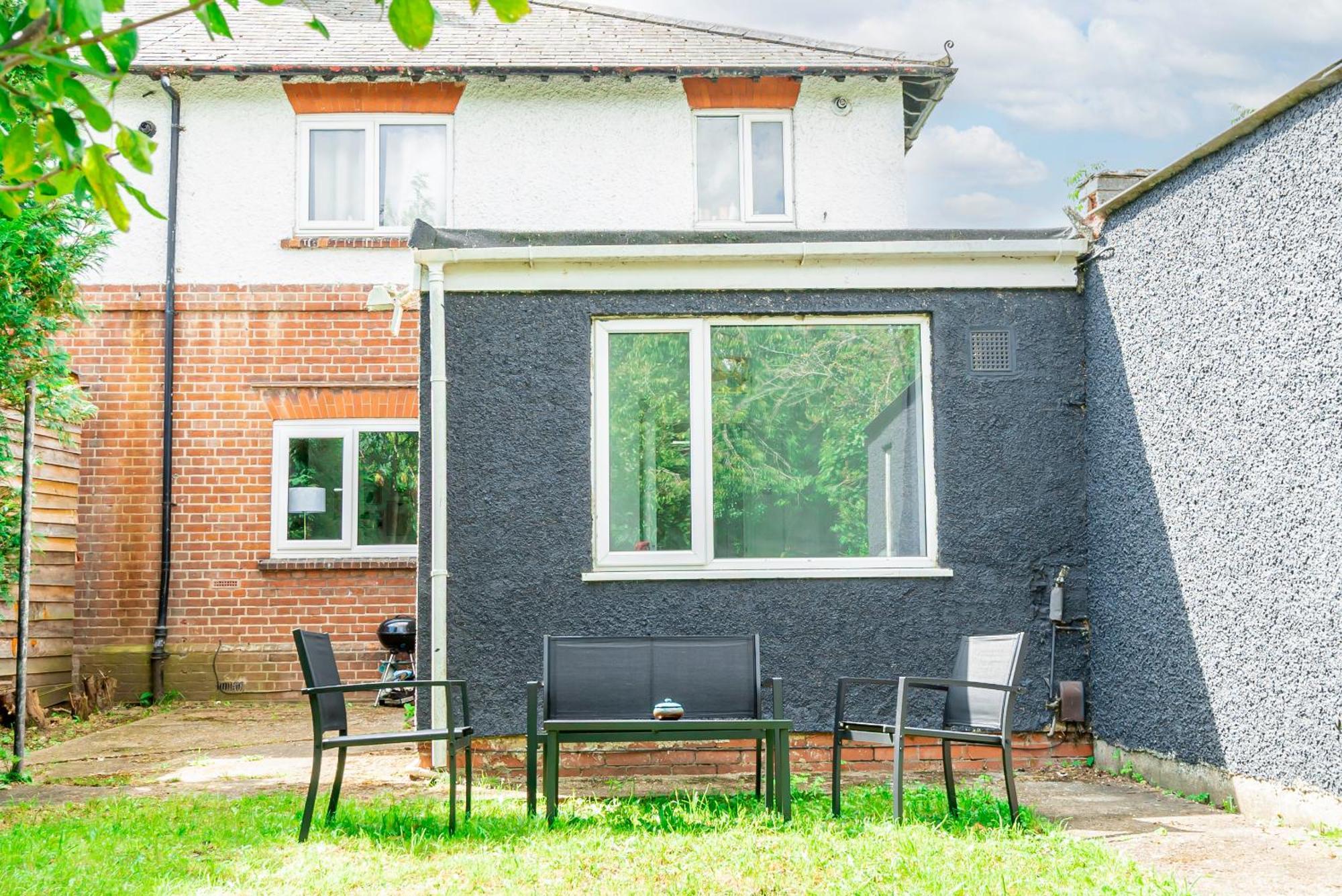 Charming 2-Bedroom Flat With A Garden And Free Parking At Abingdon Oxford Ngoại thất bức ảnh
